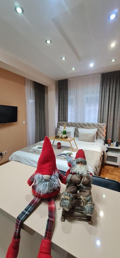 Design Apartment Business Lux 4 Star "Rio" Completely Business Lux Place In The City Center & Free Included Industry Optical Wifi & Netflix & Keyless Code Entry & Full Smart App & Kitchen & Washing Machine & Wide Terrace & Secure 2 Parking Place Чуприя Екстер'єр фото