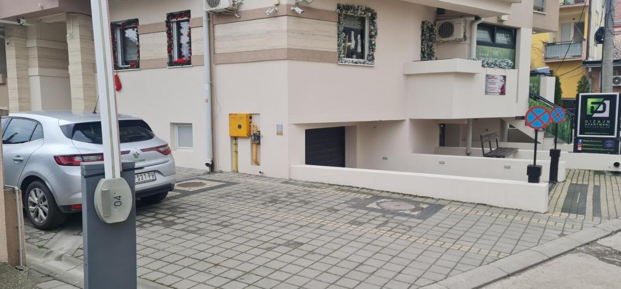 Design Apartment Business Lux 4 Star "Rio" Completely Business Lux Place In The City Center & Free Included Industry Optical Wifi & Netflix & Keyless Code Entry & Full Smart App & Kitchen & Washing Machine & Wide Terrace & Secure 2 Parking Place Чуприя Екстер'єр фото
