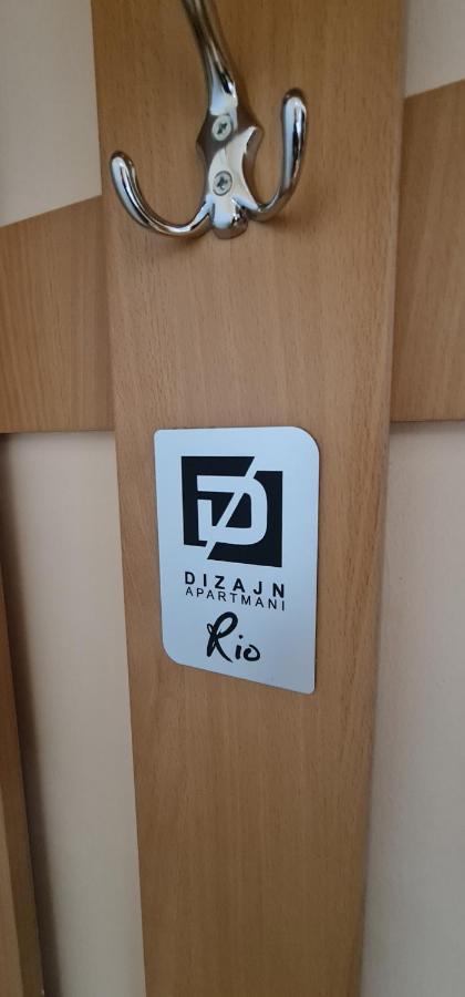 Design Apartment Business Lux 4 Star "Rio" Completely Business Lux Place In The City Center & Free Included Industry Optical Wifi & Netflix & Keyless Code Entry & Full Smart App & Kitchen & Washing Machine & Wide Terrace & Secure 2 Parking Place Чуприя Екстер'єр фото