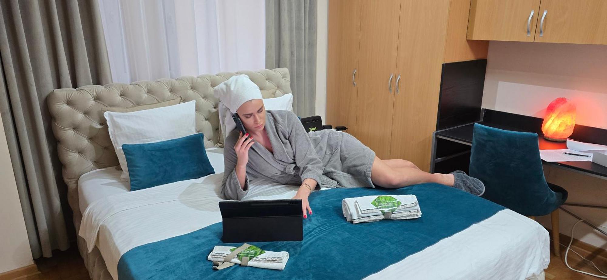 Design Apartment Business Lux 4 Star "Rio" Completely Business Lux Place In The City Center & Free Included Industry Optical Wifi & Netflix & Keyless Code Entry & Full Smart App & Kitchen & Washing Machine & Wide Terrace & Secure 2 Parking Place Чуприя Екстер'єр фото