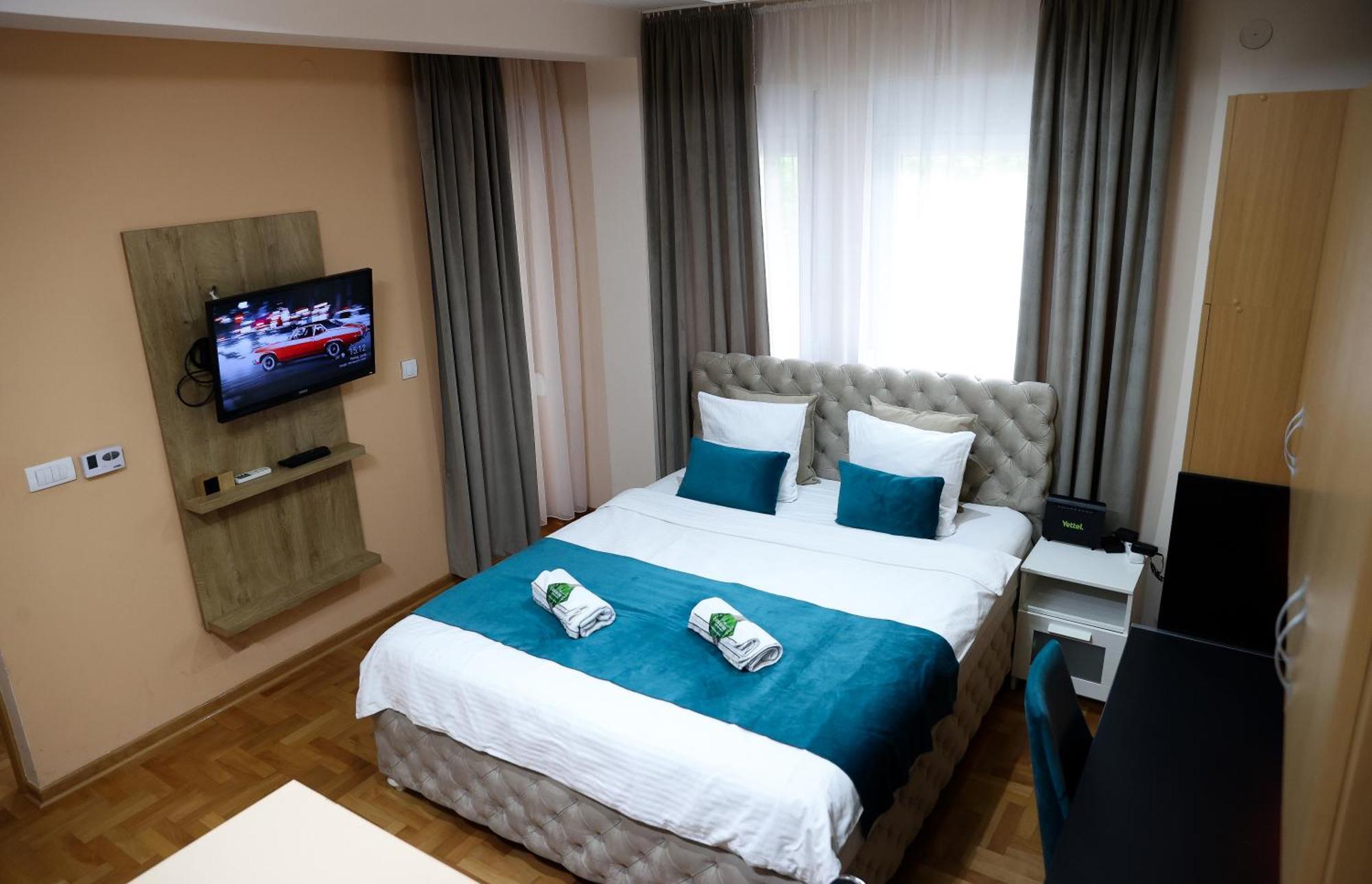 Design Apartment Business Lux 4 Star "Rio" Completely Business Lux Place In The City Center & Free Included Industry Optical Wifi & Netflix & Keyless Code Entry & Full Smart App & Kitchen & Washing Machine & Wide Terrace & Secure 2 Parking Place Чуприя Екстер'єр фото